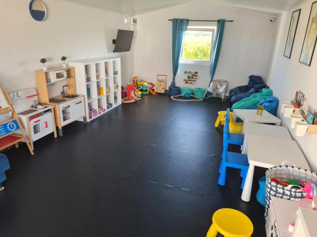Holiday Camp Сърбиново Екстериор снимка